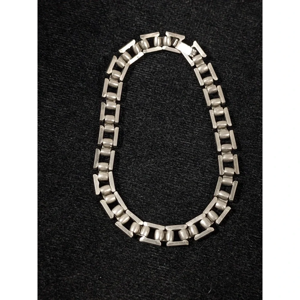 Gray Metallic Matte Panther Link Chain‎ Bracelet Classic Style 7 inches